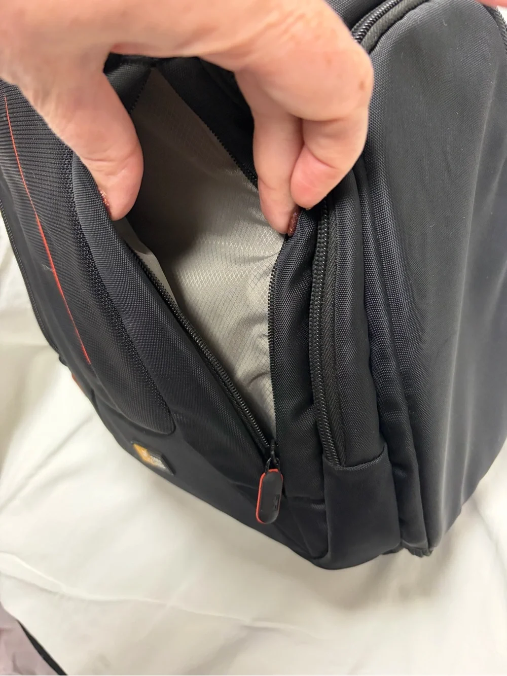 Case Logic DCB-308 SLR Camera Sling Bag with Rain Cover
